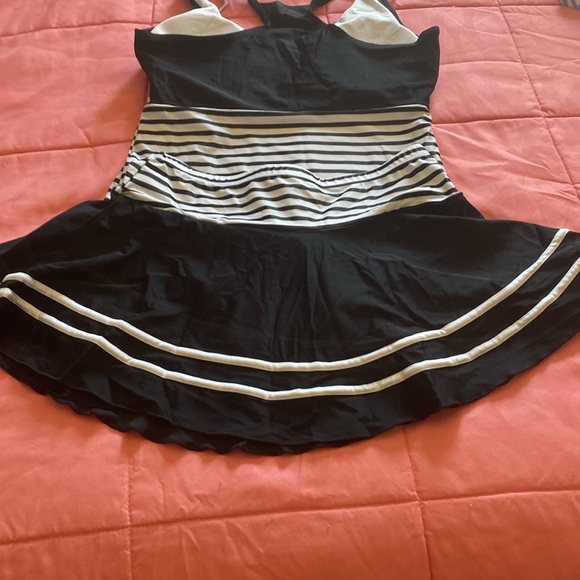 Nwt Ecofun 2 piece tankini and skirt suit small - Picture 2 of 6